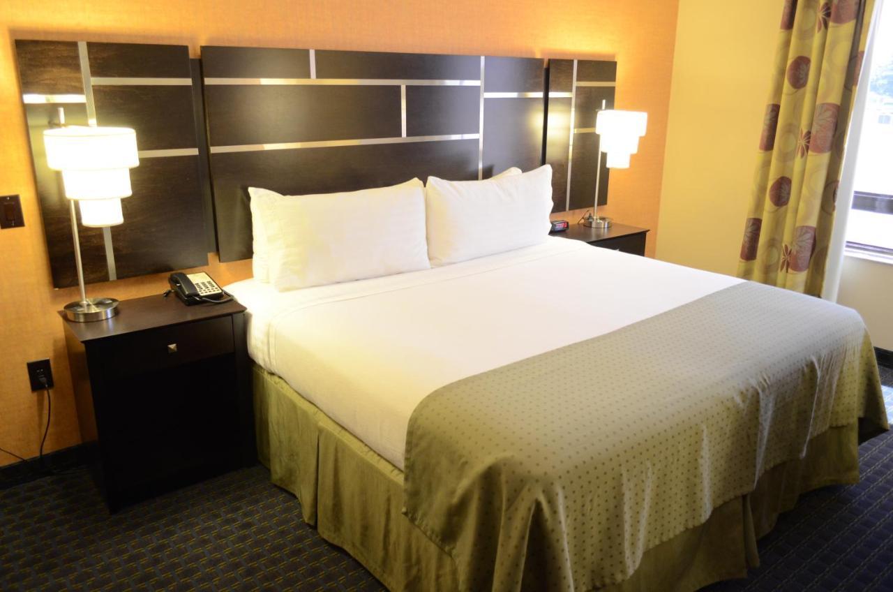 Holiday Inn Houston East-Channelview By Ihg Room photo